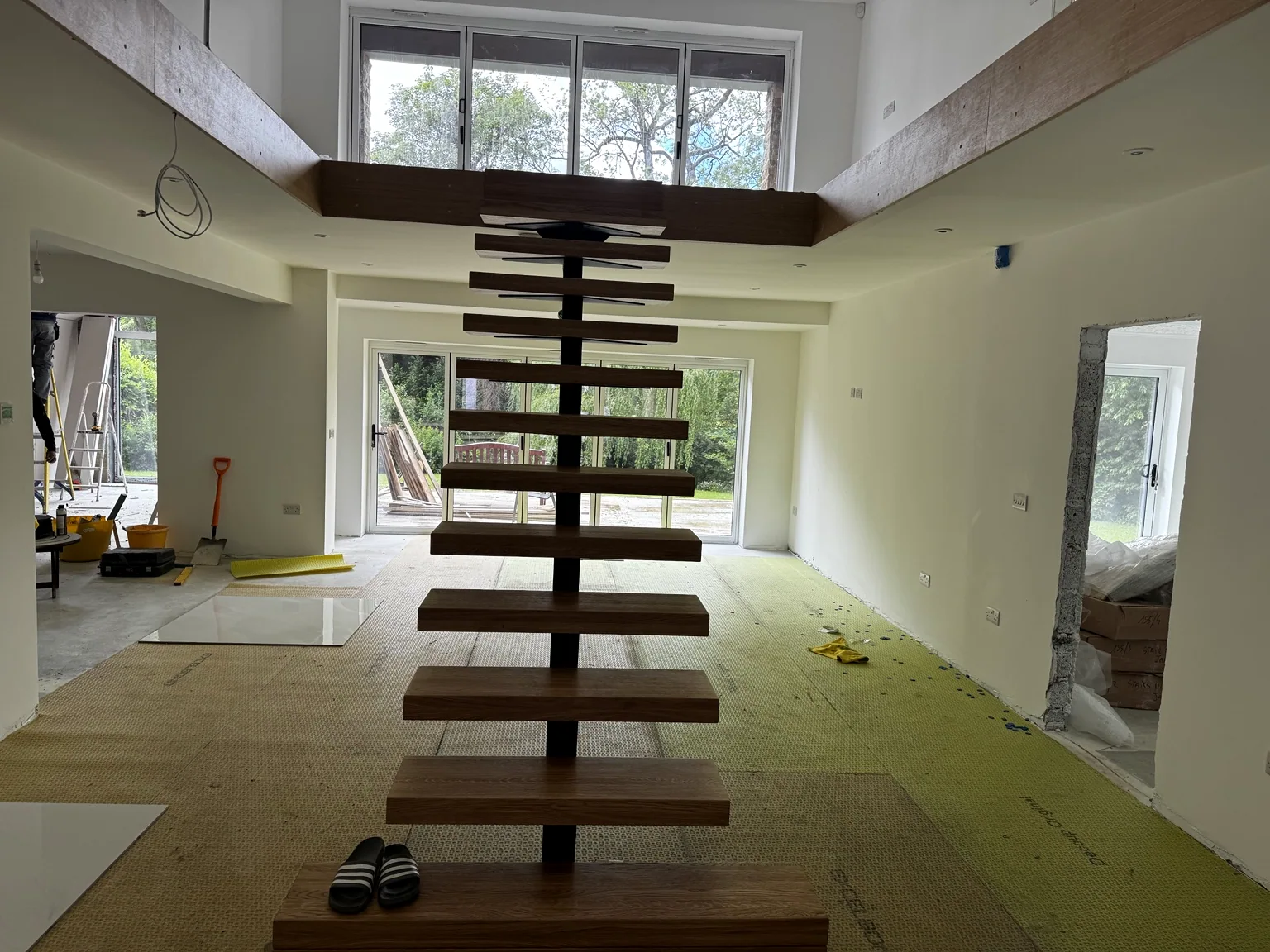 Open-plan staircase — ALB Construction project photograph